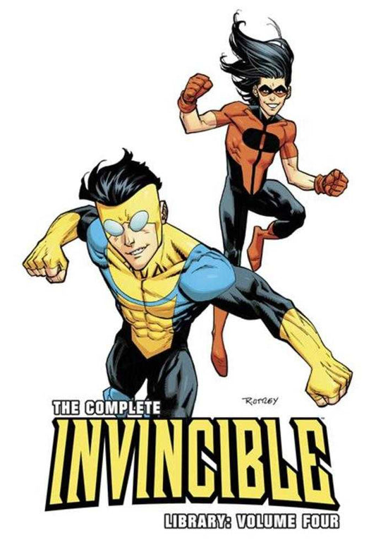Invincible Complete Library Hardcover Volume 04